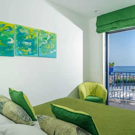 ホテル Le Ancore ヴィーコ・エクエンセ