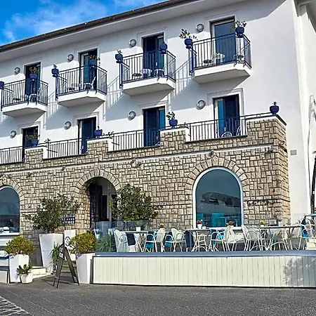 Otel Le Ancore 4*
