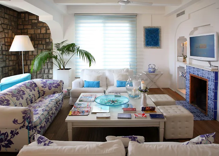 Le Ancore Отель Вико-Экуенсе